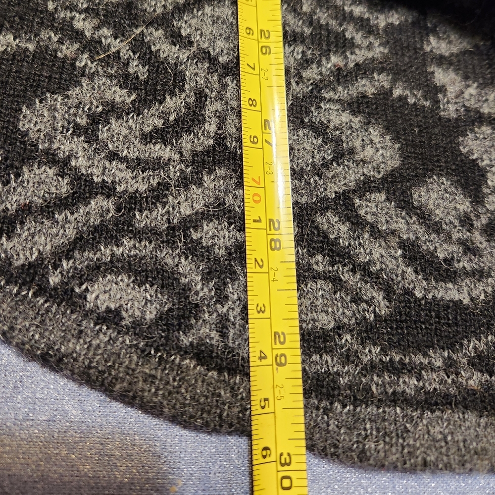 Gray And Black Patterned Flowy Button Up Sweater … - image 8